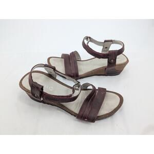 Merrell Revalli Aura Deep Purple Leather Strappy Adjustable Wedge Sandal Size 10